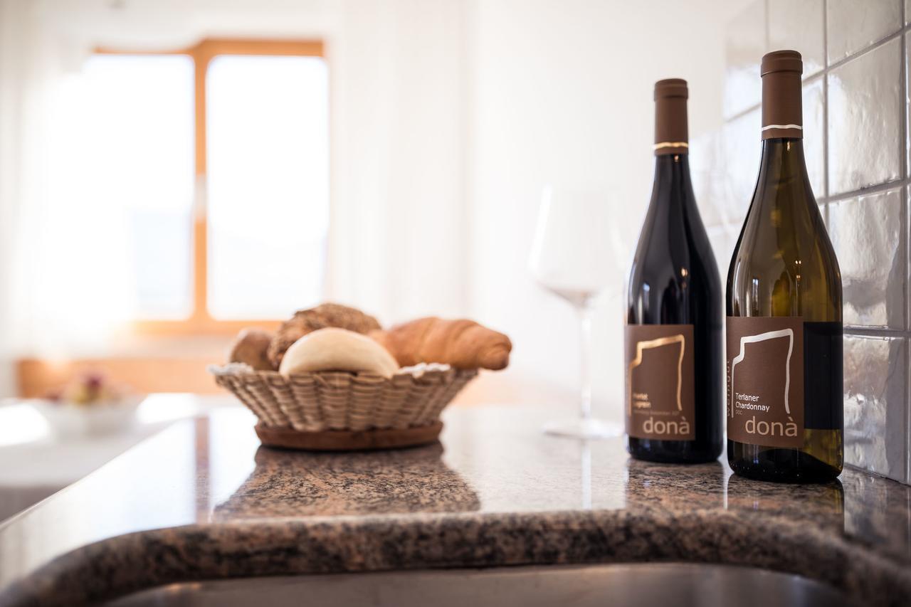 Weingut Dona Villa Eppan an der Weinstraße Buitenkant foto